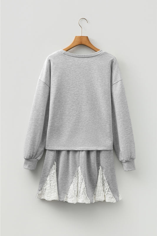 Light Grey Lace Patchwork Drop Shoulder Pullover Drawstring Skort 2pcs Outfit