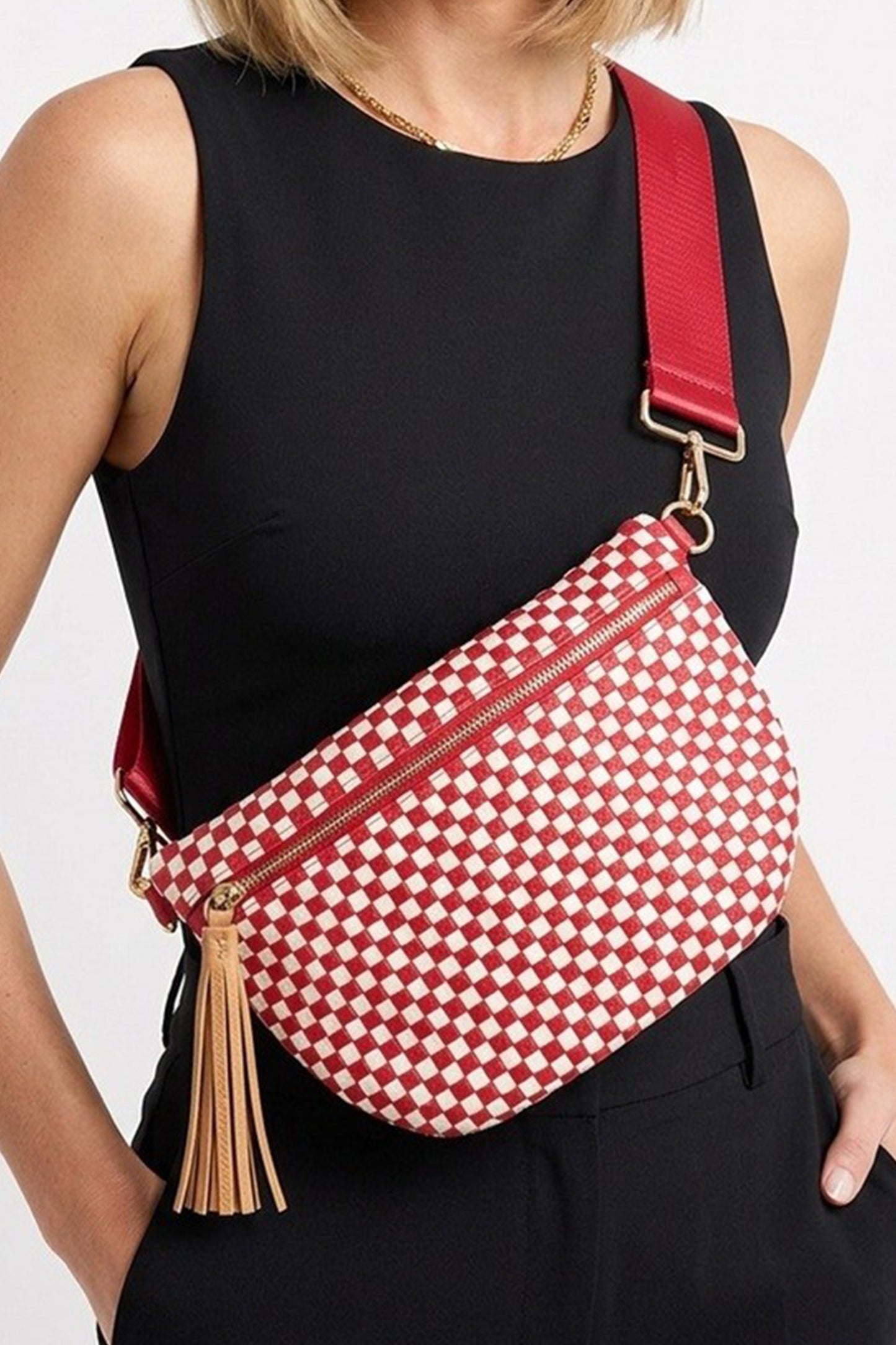 Color black Checkered Woven PU Leather Crossbody Bag Adjustable Strap Large Size