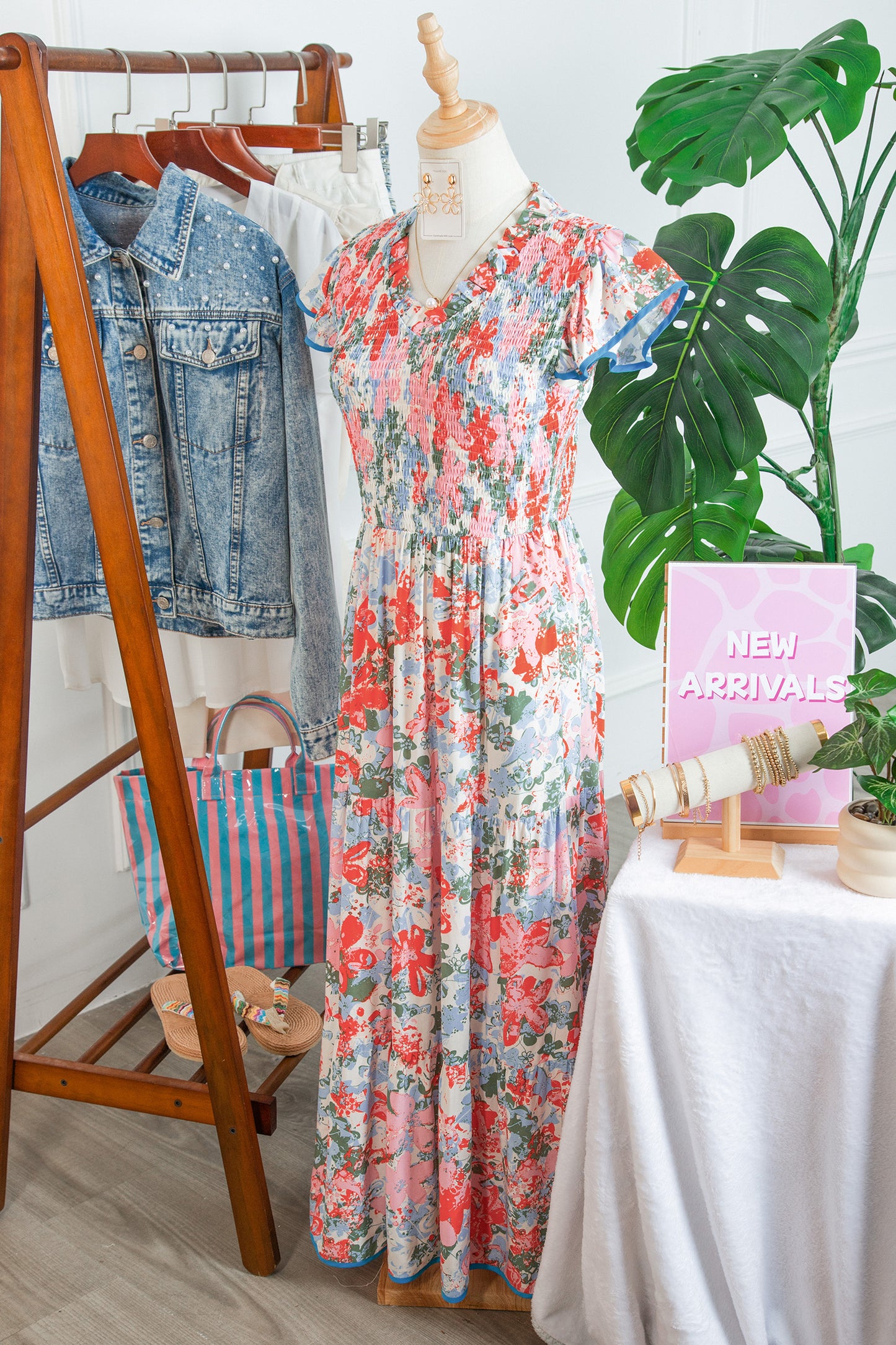 Apricot Floral Print V Neck Contrast Trim Flutter Sleeve Long Dress