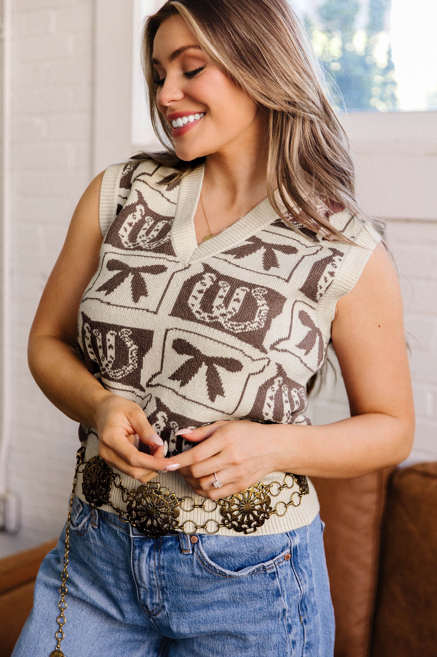 Brown Western Horseshoe Bow Printed V Neck Loose Sweater Vest