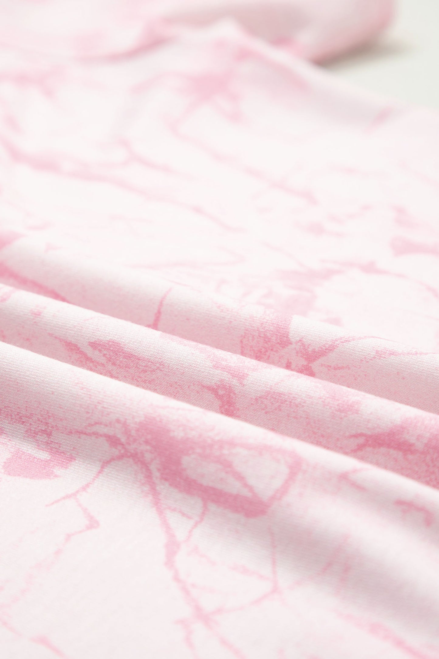 Pink Abstract Print V Neck Loose Tee Drawstring Shorts 2pcs Outfit