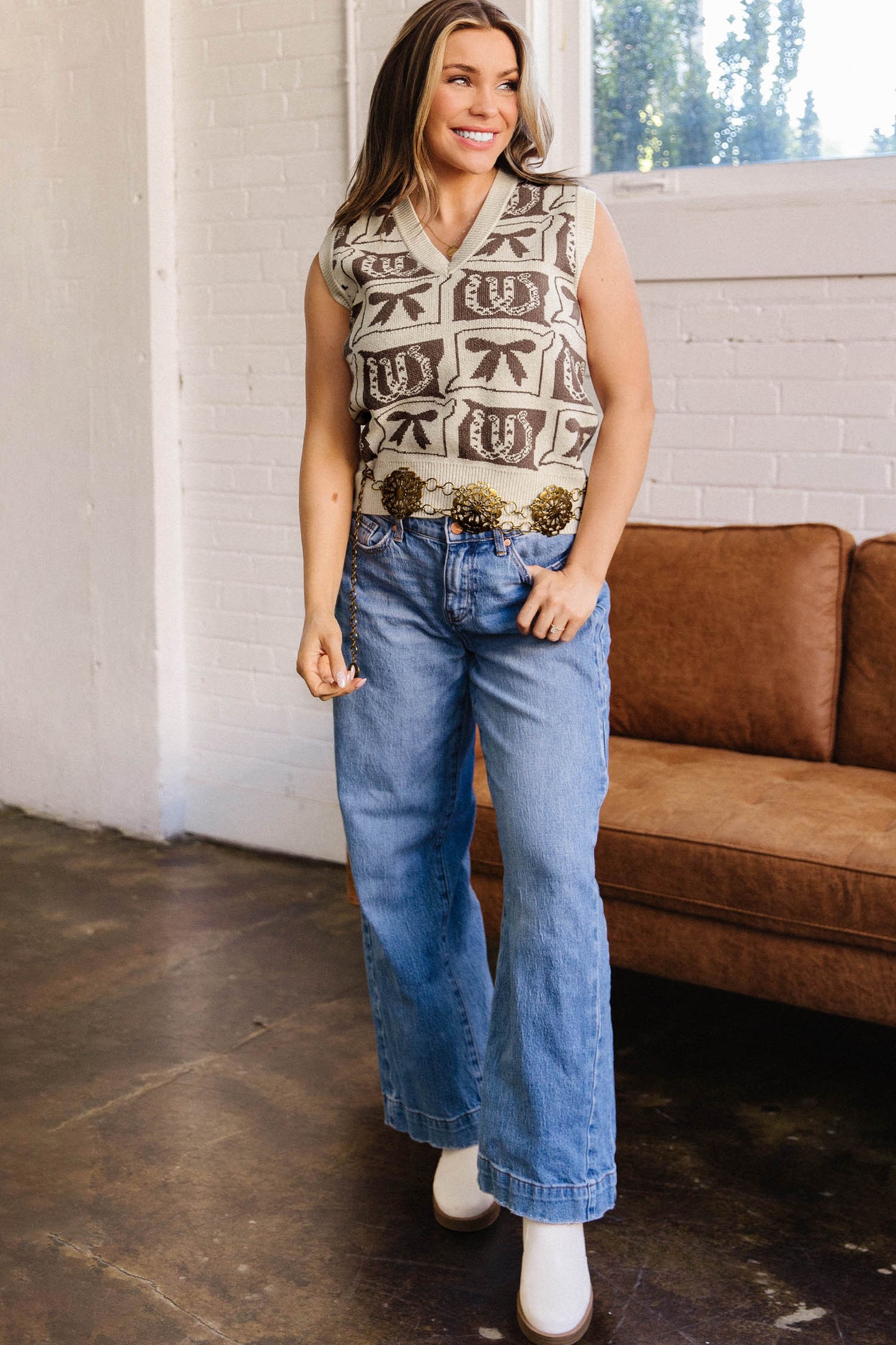 Brown Western Horseshoe Bow Printed V Neck Loose Sweater Vest