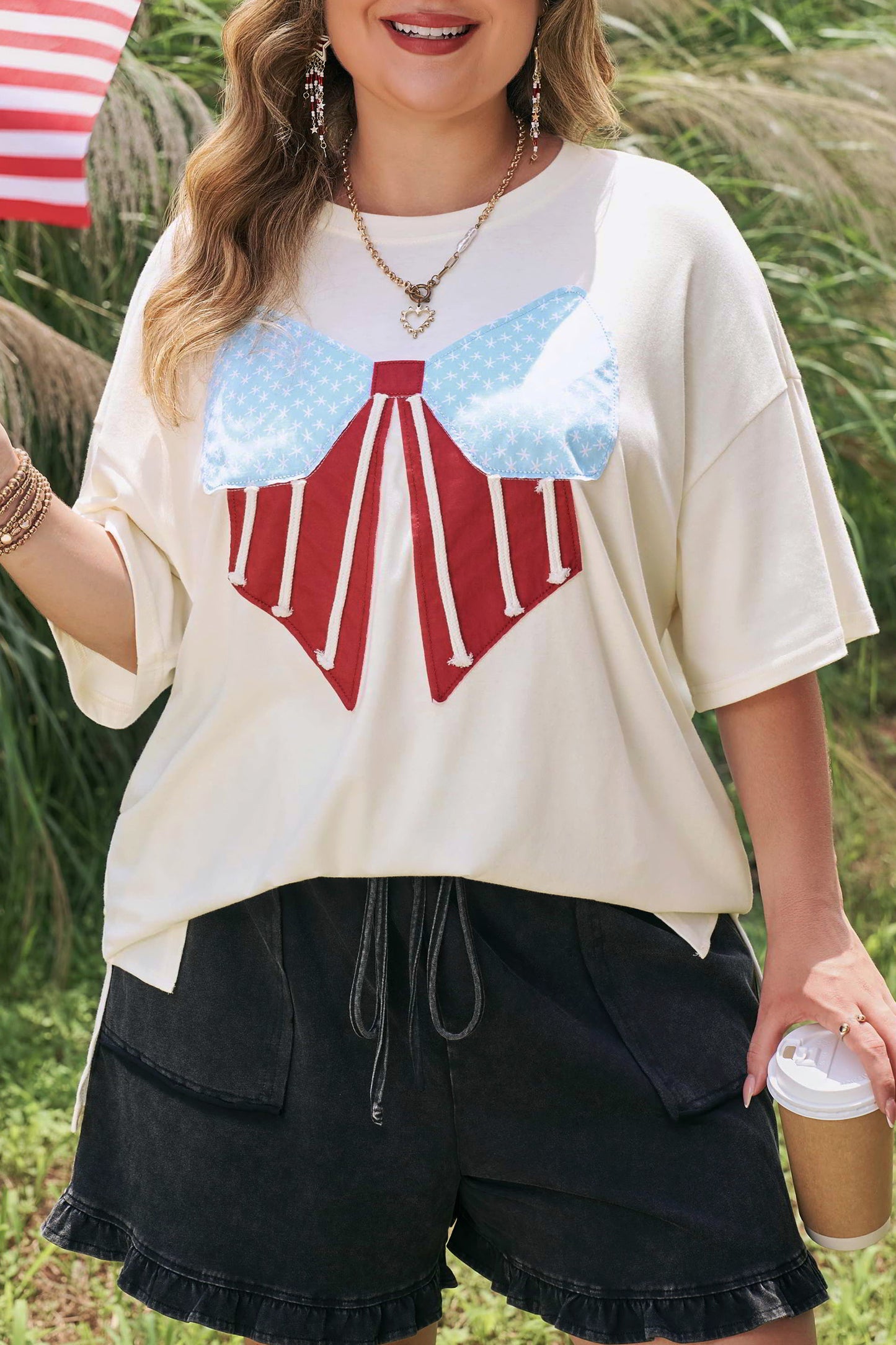 White Distressed Flag Bow Patched Plus Size T Shirt